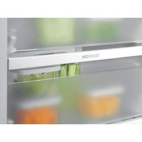 Electrolux Frigorifero Armadio Congelatore No Frost Classe E EUN7NE18S