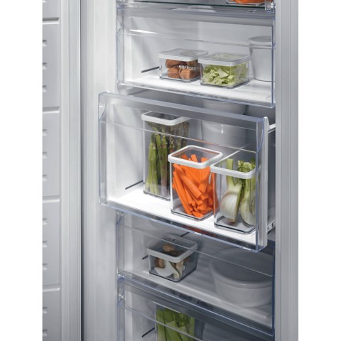 Electrolux Frigorifero Armadio Congelatore No Frost Classe E LUT6NE28U