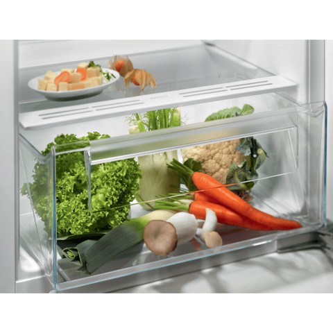 Electrolux Frigorifero Armadio Frigorifero Statico Classe E LRB3AE12S