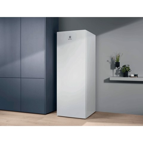 Electrolux Frigorifero Armadio Frigorifero Ventilato Classe E LRB1DE33W