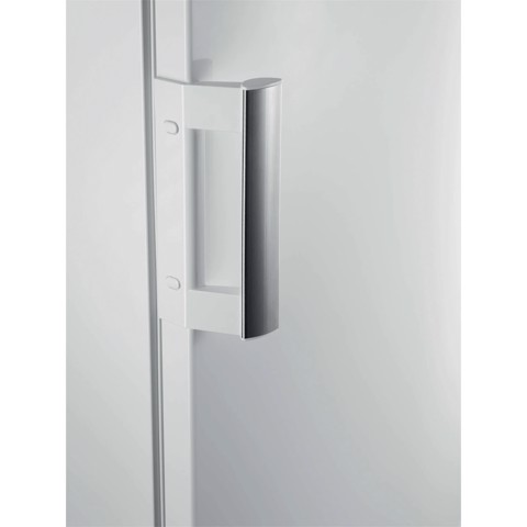Electrolux Frigorifero Armadio Frigorifero Ventilato Classe E LRS3DE39W