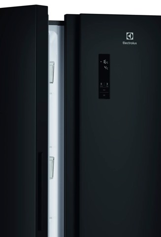 Electrolux Frigorifero Side By Side Multiflow Classe E EAT6ME53K0