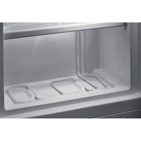 Electrolux Frigorifero Sottotavolo Congelatore Statico Classe E LYB1AE8W0