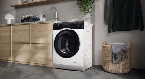 Electrolux LAVATRICE CARICA FRONTALE 9 KG CLASSE A 1400 GIRI EW6F19BGZ MADE IN EUROPE