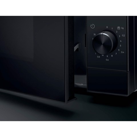 Electrolux Microonde Microonde Grill 21Lt Classe Nero EMZ421MMK