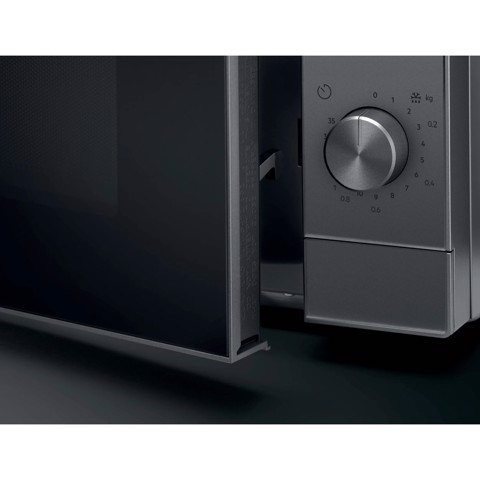 Electrolux Microonde Microonde Grill 21Lt Classe Titanio EMZ421MMTI