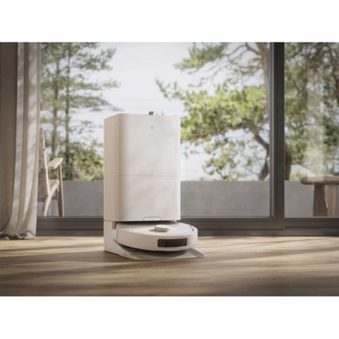 Electrolux ROBOTIC VACUUM CLEAN ROBOT ASPIRAPOLVERE ER81UW3SW