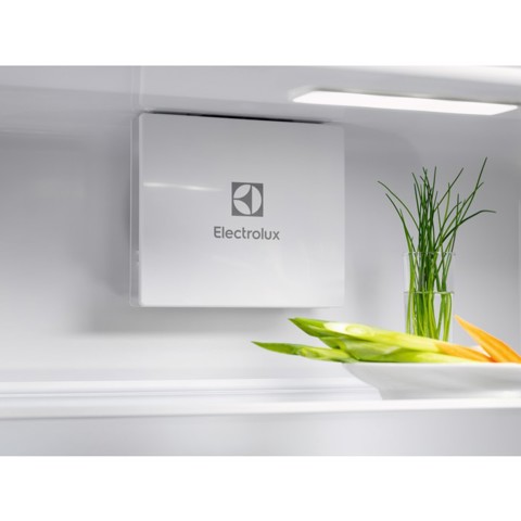 Electrolux Serie 600 ERD6DE18S frigorifero Da incasso 310 L E Bianco