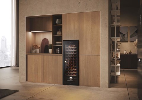Haier Wine Bank 50 Serie 3 HWS58GGH1 Libera installazione Nero 58 bottiglia/bottiglie