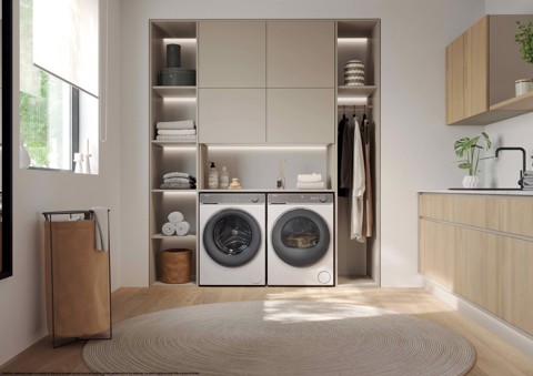 Haier X Series 7 , Asciugatrice 9 KG, Classe A, Bianco, AI PowerInverter, I-Refresh, Wi-Fi, Smart AI, HD90-A367U1-IT