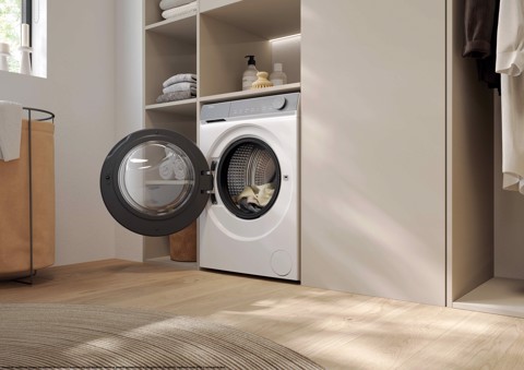 Haier X Series 7, Lavatrice Carica Frontale 10 KG, 30% più efficente della classe A, 1400 giri, Bianco, Direct Motion, Vapore, Wi-Fi, Smart AI, Scruscotto Anti-impronta, 360° ABT, HW100-B14367U-IT