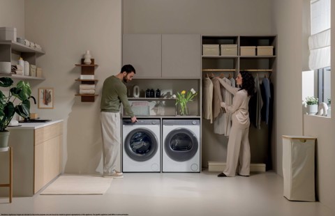 Haier X Series 7, Lavatrice Carica Frontale 10 KG, 30% più efficente della classe A, 1400 giri, Bianco, Direct Motion, Vapore, Wi-Fi, Smart AI, Scruscotto Anti-impronta, 360° ABT, HW100-B14367U-IT
