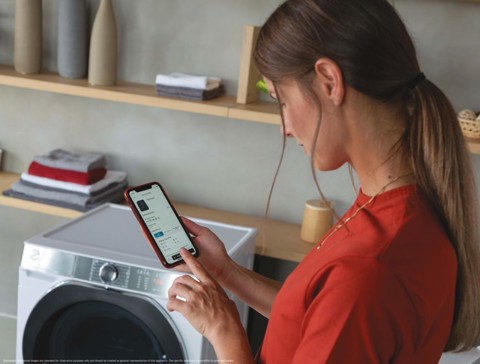 Hoover H-WASH 550 H5WPB610AMBC8-S lavatrice Caricamento frontale 10 kg 1551 Giri/min A Grigio, Argento