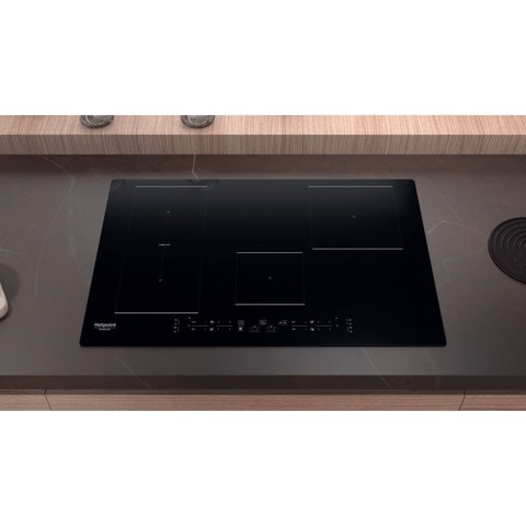 Hotpoint Ariston Ariston Piano cottura a induzione HB 0577B NE Made in Italy