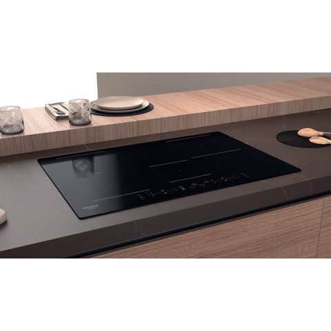 Hotpoint Ariston Ariston Piano cottura a induzione HB 0577B NE Made in Italy
