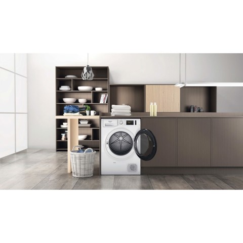 Hotpoint Ariston Asciugatrice a libera installazione NT M11 82K IT