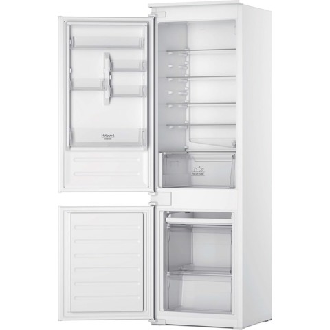 Hotpoint Ariston Frigorifero combinato ad incasso HAC18D031A1