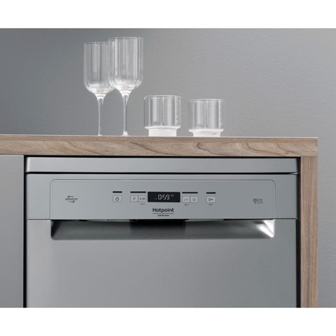 Hotpoint Ariston Lavastoviglie a libera installazione HFC 3C26 CW X