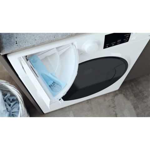 Hotpoint Ariston Lavatrice a libera installazione RSSG 725 D IT