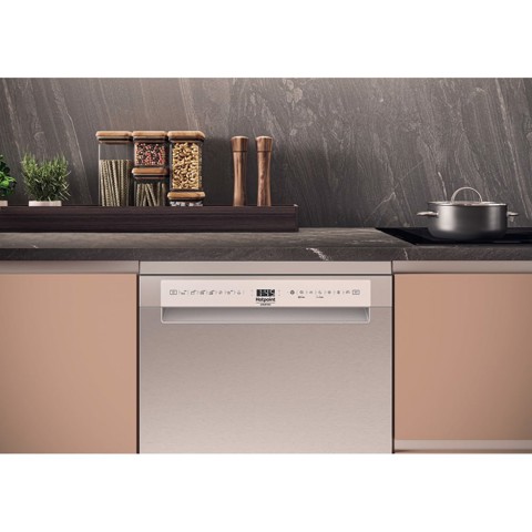 Hotpoint MaxiSpace Lavastoviglie a libera installazione H7F HS51 X