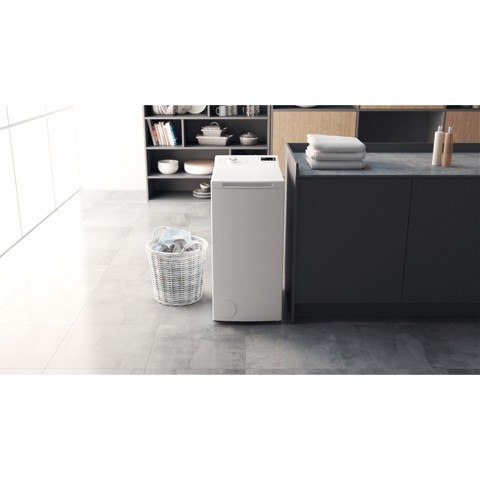 Hotpoint WMTF 624U IT lavatrice Caricamento dall'alto 6 kg 1200 Giri/min C Bianco
