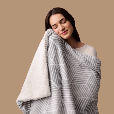 Imetec CaldoPlaid Adapto Plus Velvet&Sherpa 160x120 cm, Plaid riscaldabile, Morbida Coperta elettrica, Tecnologia Adapto Plus, Sistema Sicurezza ElectroBlock, Caldo Subito, 6 Temperature, Bassi Consumi, Lavabile
