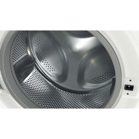 Indesit BWSE 7125X SV IT lavatrice Caricamento frontale 7 kg 1200 Giri/min B Bianco