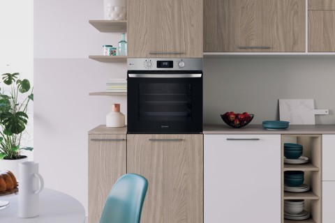 Indesit IO 258HS B forno multifunzione Inox 11Funzioni totali classe A+ 71Lt Funzione Vapore, Idrolisi