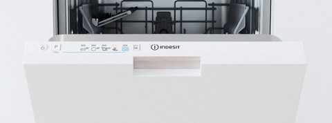 Indesit Lavastoviglie BI 45 cm classe E, 10 coperti, Push&Go, 46 dba