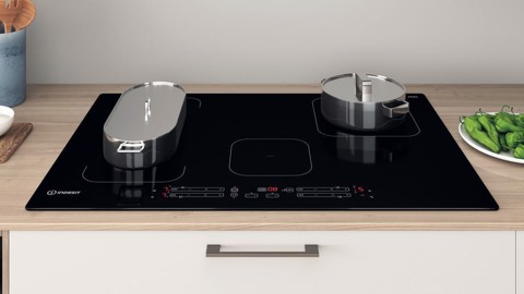 Indesit Piano cottura a induzione IB 21B77 NE - IB 21B77 NE Made in Italy
