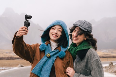 Insta360 Luna Ultra fotocamera per sport d'azione 200 MP 8K Ultra HD CMOS 25,4 / 1 mm (1 / 1") Wi-Fi 233 g
