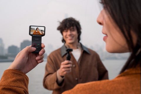 Insta360 Luna Ultra fotocamera per sport d'azione 200 MP 8K Ultra HD CMOS 25,4 / 1 mm (1 / 1") Wi-Fi 233 g