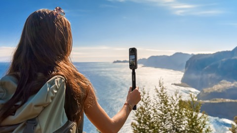Insta360 X4 fotocamera per sport d'azione 72 MP 8K Ultra HD CMOS 25,4 / 2 mm (1 / 2") Wi-Fi 203 g