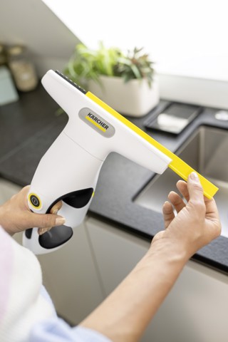 Kärcher WV 1 Compact Care pulitore di finestra elettrico 0,1 L Bianco