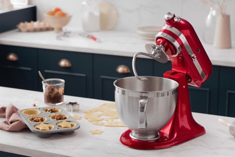 KitchenAid Artisan robot da cucina 300 W 4,8 L Rosso