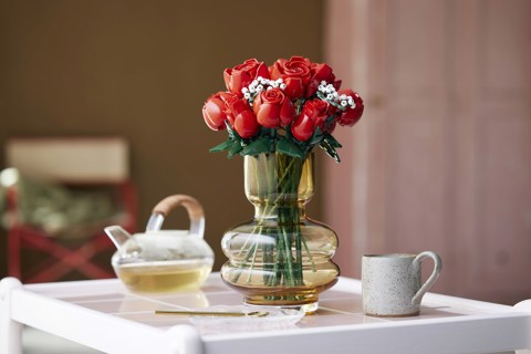 LEGO Botanicals 10328 Bouquet di Rose, Set Fiori Finti per Adulti, Idea Regalo per Donna o Uomo dalla Collezione Botanica