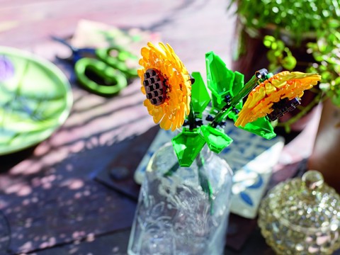 LEGO Botanicals 40524 Girasoli, Fiori Finti per Bambini 8+ Compatibile con Bouquet Fiori Artificiali, Regalo Ragazza o Ragazzo