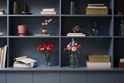 LEGO Botanicals Bouquet di fiori rosa