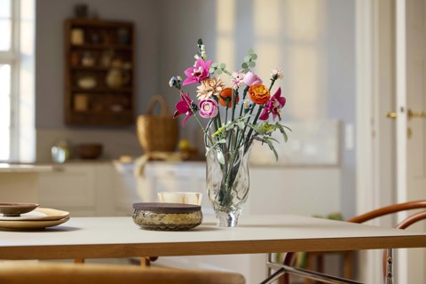 LEGO Botanicals Bouquet di fiori rosa