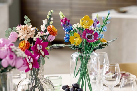 LEGO Botanicals Bouquet di rose rosa