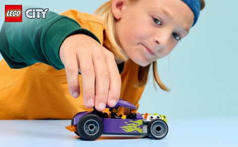 LEGO City 60485 Bolide, Macchina Giocattolo con Minifigure