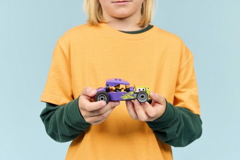 LEGO City 60485 Bolide, Macchina Giocattolo con Minifigure, Set per lo Sviluppo della Motricità Fine, Regalo per Bambini 5+