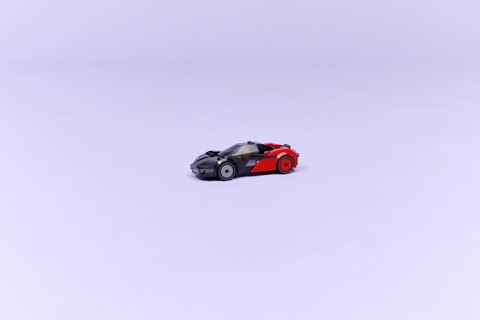 LEGO City 60486 Supercar EV, Macchina Giocattolo con Minifigure, Set per lo Sviluppo della Motricità Fine, Regalo Bambini 5+
