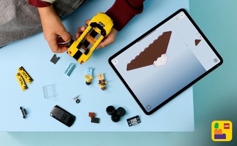 LEGO City 60487 Taxi Giallo, Macchina Giocattolo con 2 Minifigure e Tetto Rimovibile