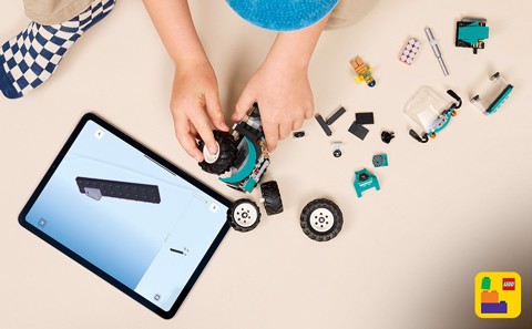 LEGO City 60498 Trattore Giocattolo, Veicolo Agricolo da Costruire con Minifigure del Contadino, Regalo per Bambini da 6+