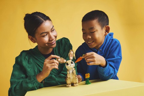 LEGO Creator 3 in 1 31162 Adorabile Coniglio Giocattolo, Si Trasforma in Lama o in Foca, Regalo per Bambini e Bambine 8+ Anni
