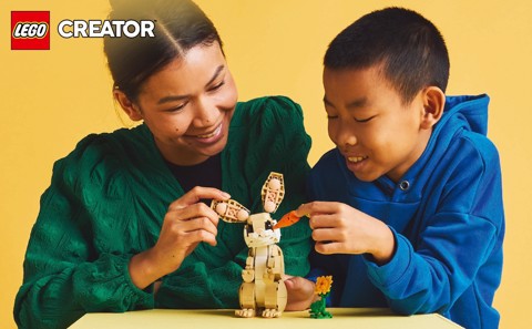 LEGO Creator 3 in 1 31162 Adorabile Coniglio Giocattolo, Si Trasforma in Lama o in Foca, Regalo per Bambini e Bambine 8+ Anni