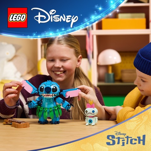 LEGO Disney | 43296 Stitch e Scrump, 2 Action Figure Giocattolo con Accessori, Decorazione Cameretta, Regalo per Bambini 9+