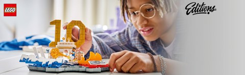 LEGO Editions 43013 Kylian Mbappé – Highlights Calcistici, Giocattolo 3D da Esposizione con Minifigure, Regalo Bambini da 10+