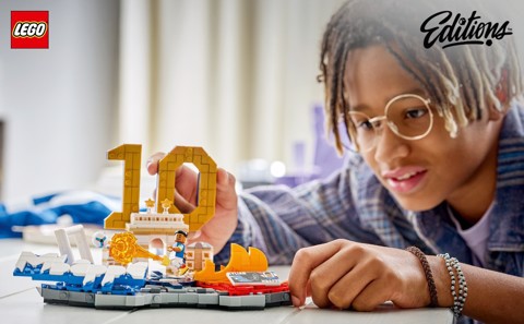 LEGO Editions 43013 Kylian Mbappé – Highlights Calcistici, Giocattolo 3D da Esposizione con Minifigure, Regalo Bambini da 10+